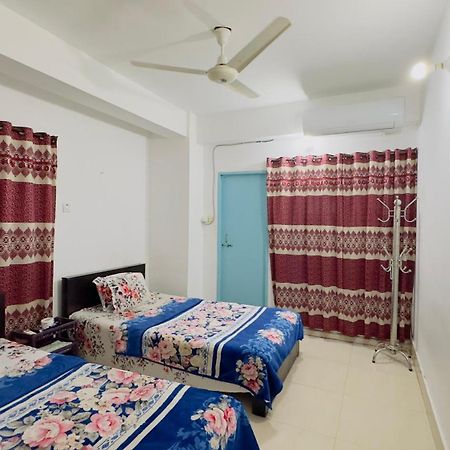 Mohammadia Restaurant & Guest House Near United Hospital Dhaka Exteriör bild