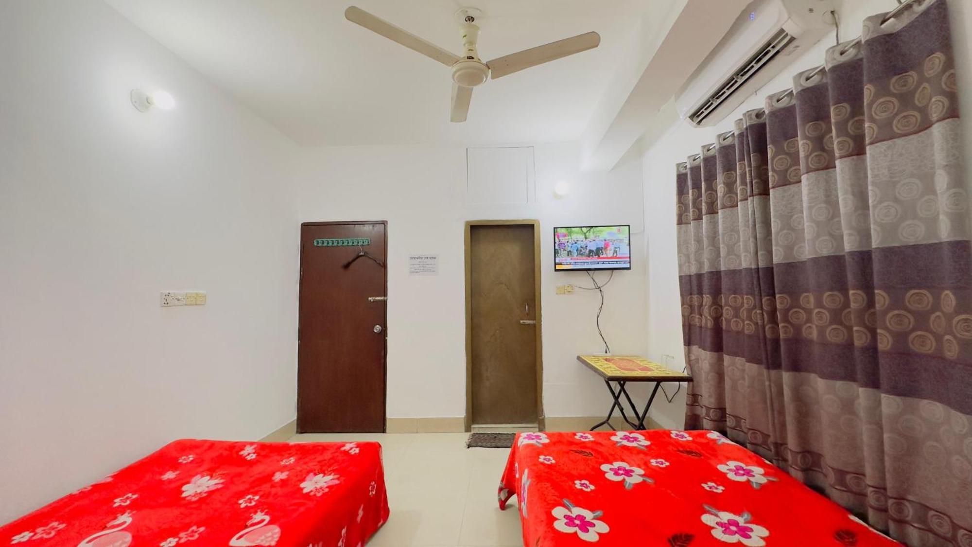 Mohammadia Restaurant & Guest House Near United Hospital Dhaka Exteriör bild